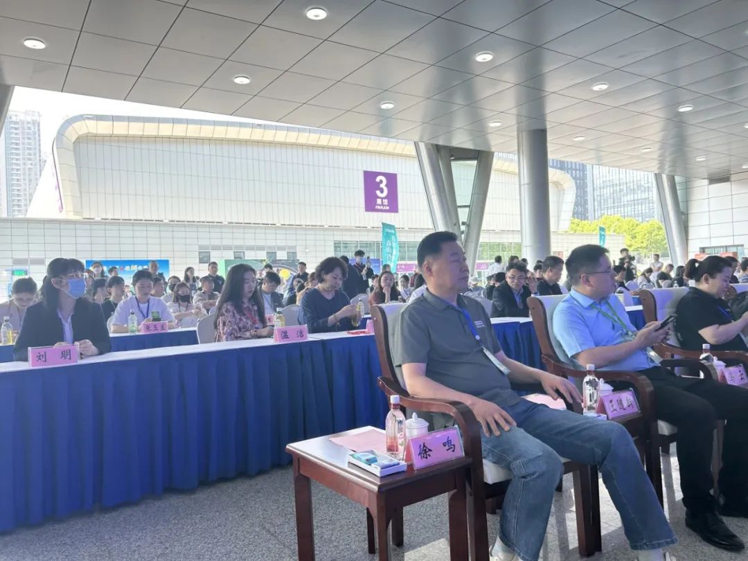 https://www.cn-amd.com/upload/ueditor/1715570352365464.jpg