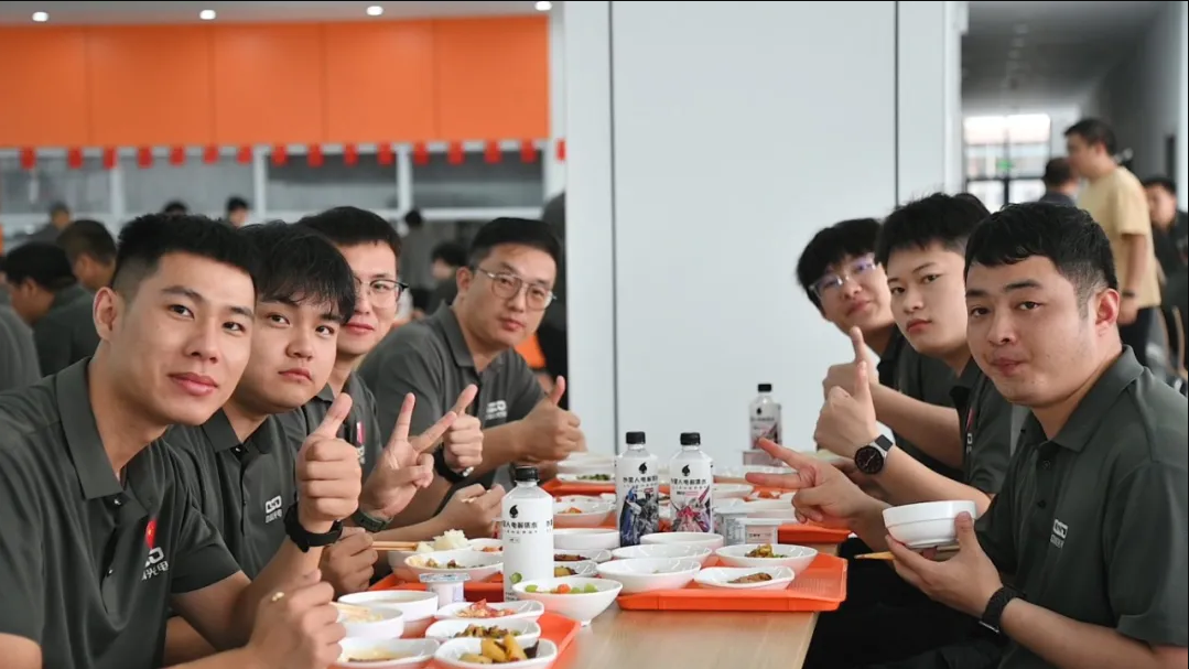 https://www.cn-amd.com/upload/ueditor/1728438394774860.png