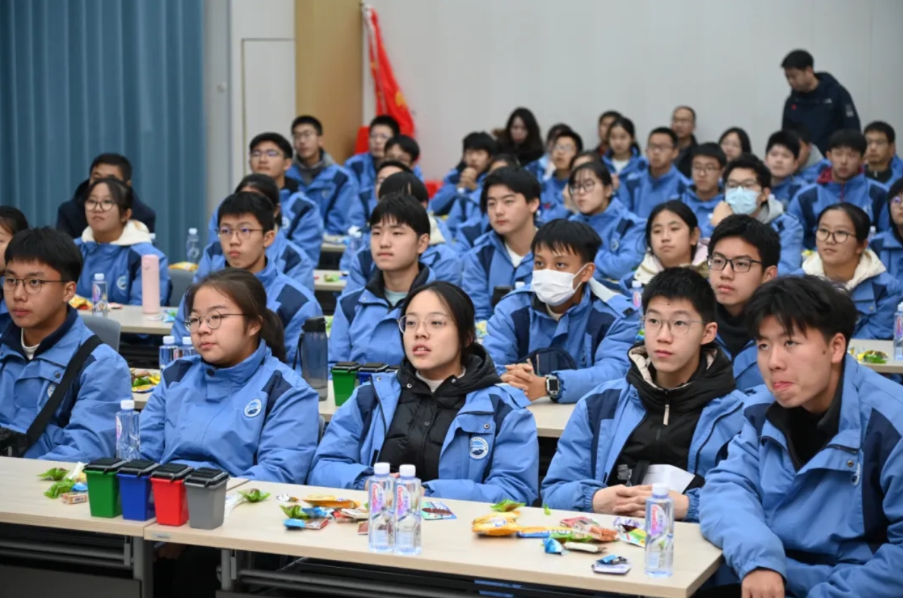https://www.cn-amd.com/upload/ueditor/1733880136445702.png