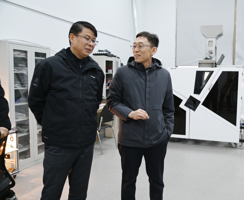 https://www.cn-amd.com/upload/ueditor/1734575261118240.png